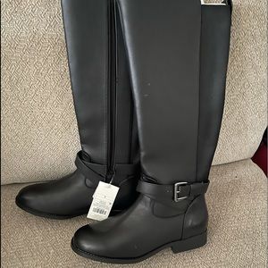 Black boots - size 7